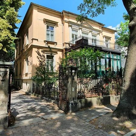 Ferienwohnungen Villa Haniel Paul Drezno Zewnętrze zdjęcie